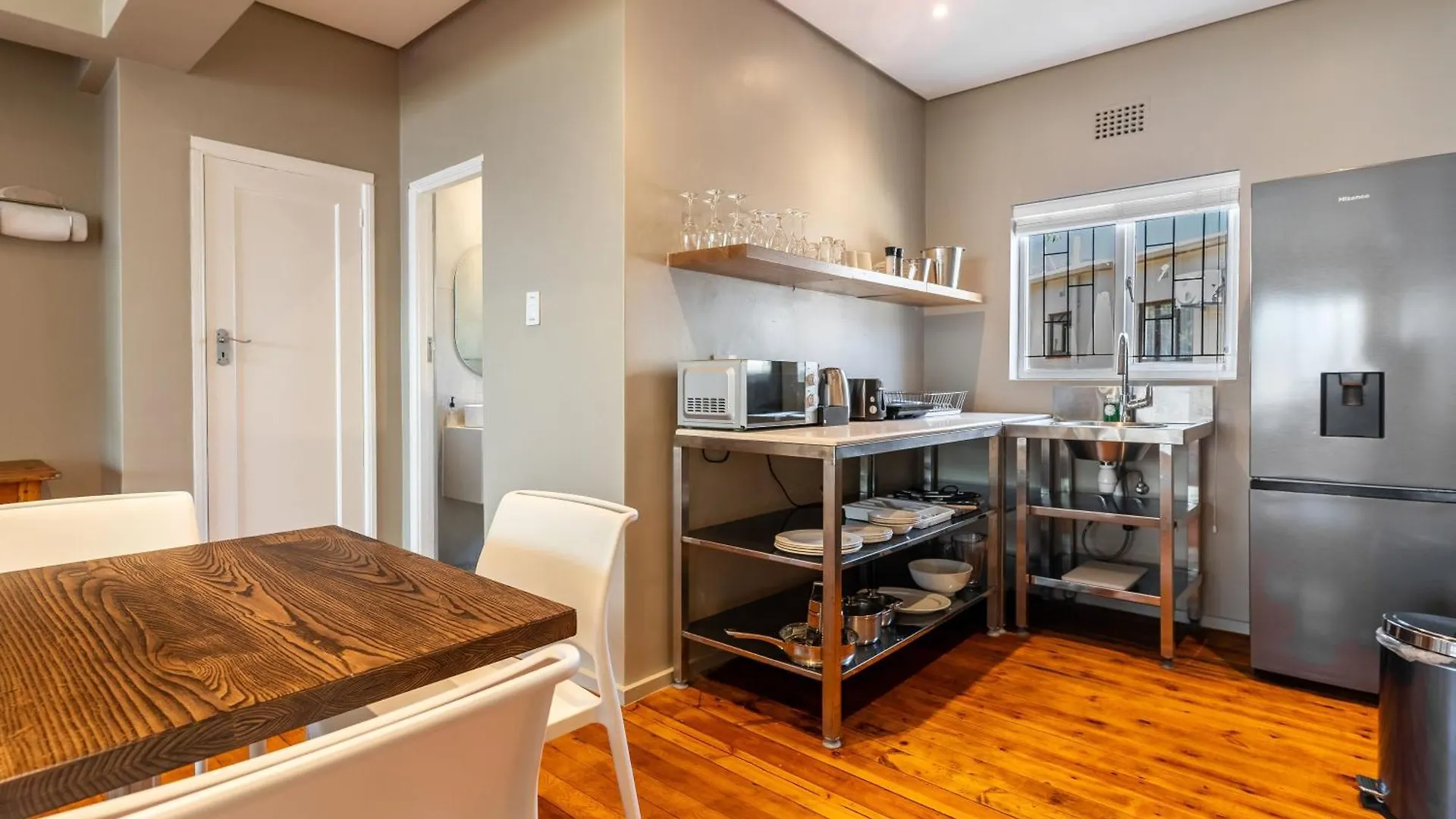 Camps Bay Village - Village Apartments ケープタウン
